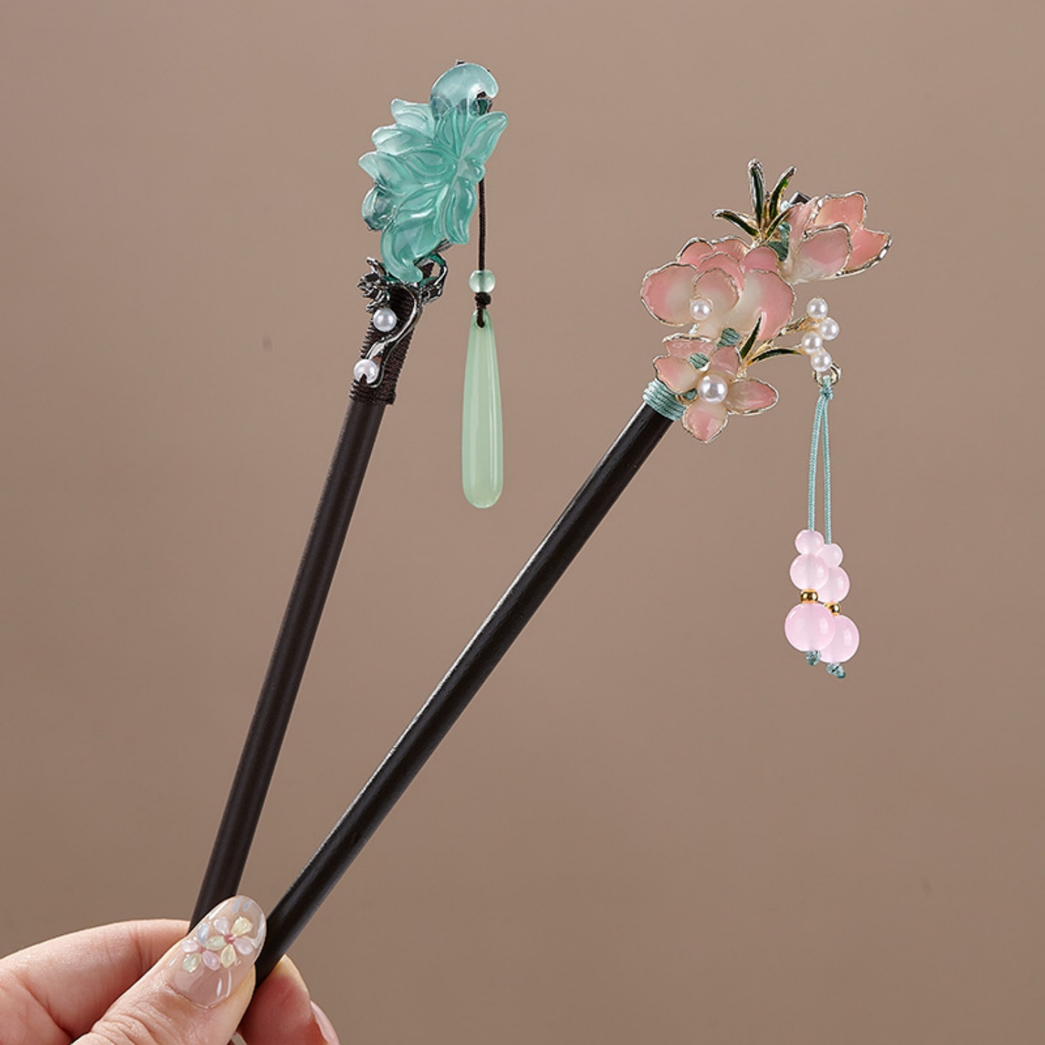 دبوس شعر خشبي بتصميم زهور عتيق - مراجعة Hanbok Hair Pin وسعره